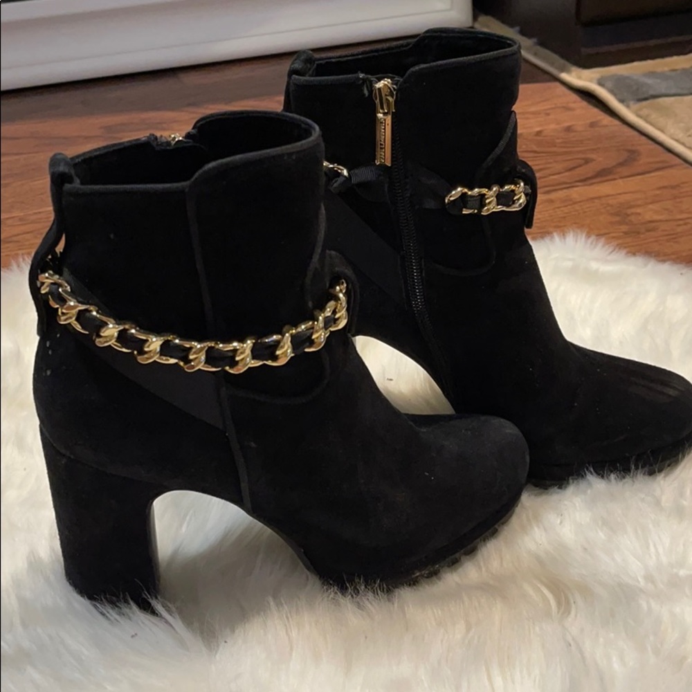 Karl Lagerfeld suede Booties with chain